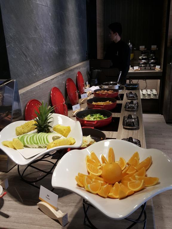 Changyu Hotel Tainan Exterior photo