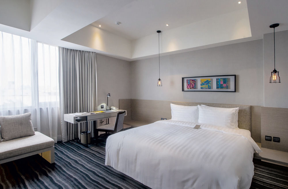 Changyu Hotel Tainan Exterior photo